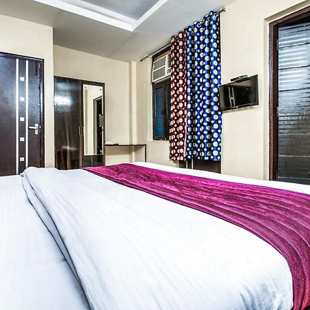 Hotel O Crosswinds Residency Indirapuram Exterior photo