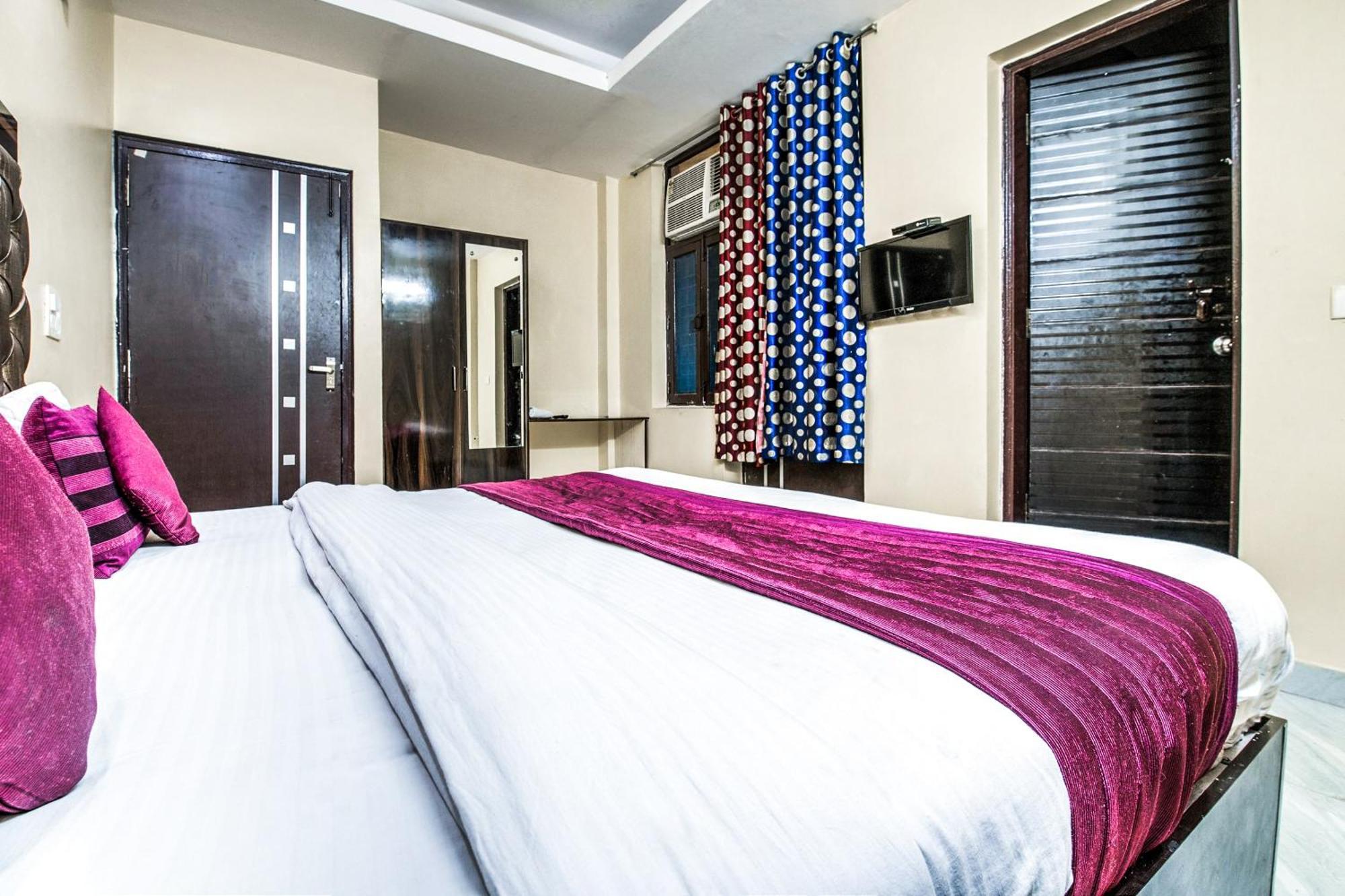 Hotel O Crosswinds Residency Indirapuram Exterior photo