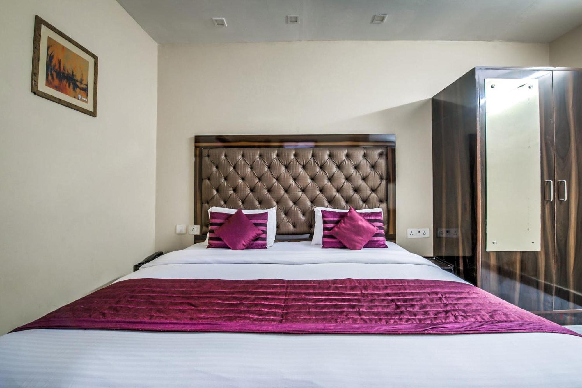 Hotel O Crosswinds Residency Indirapuram Exterior photo