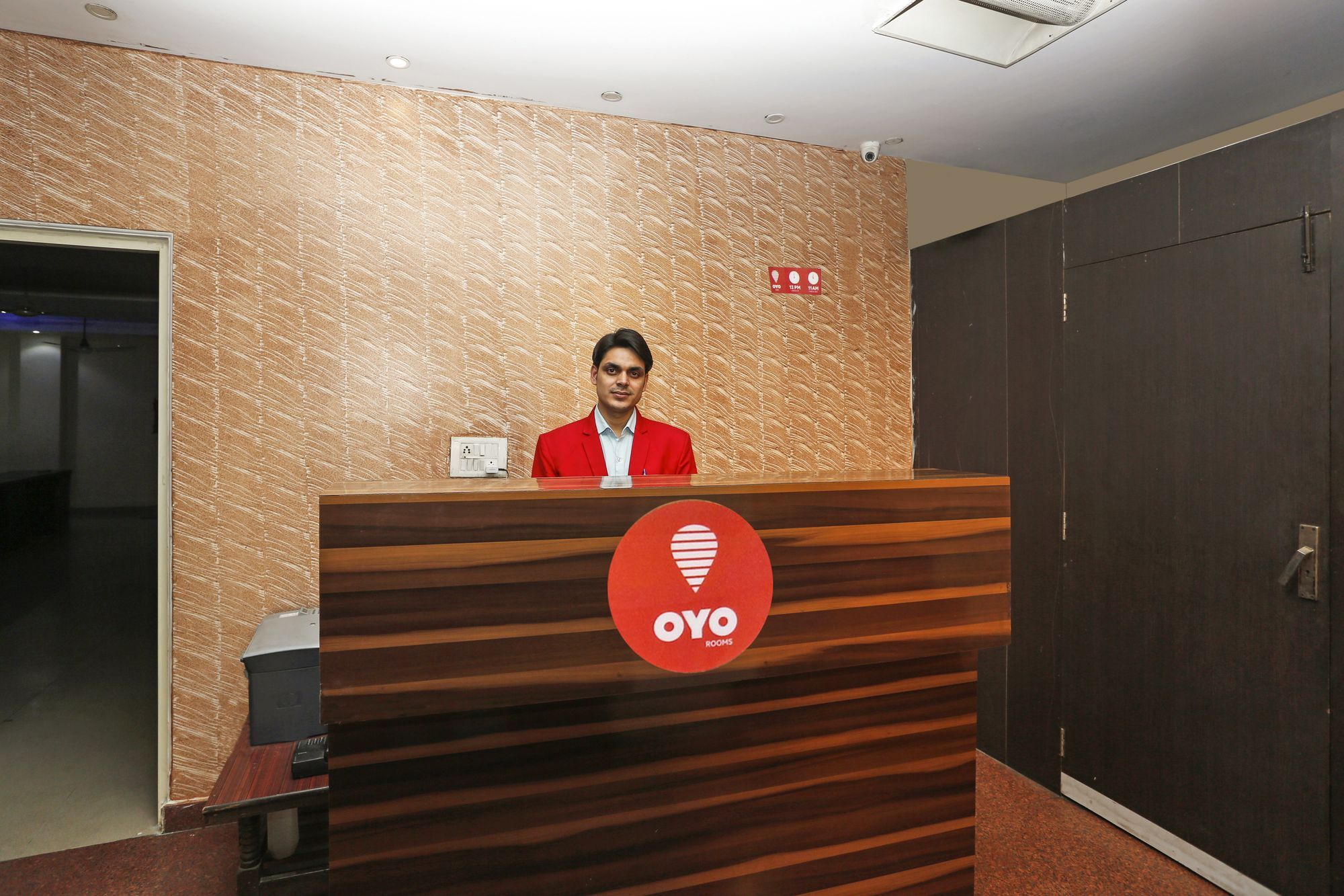 Hotel O Crosswinds Residency Indirapuram Exterior photo