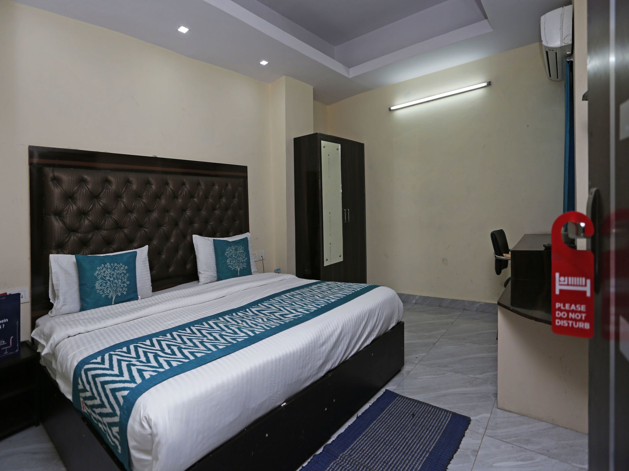 Hotel O Crosswinds Residency Indirapuram Exterior photo