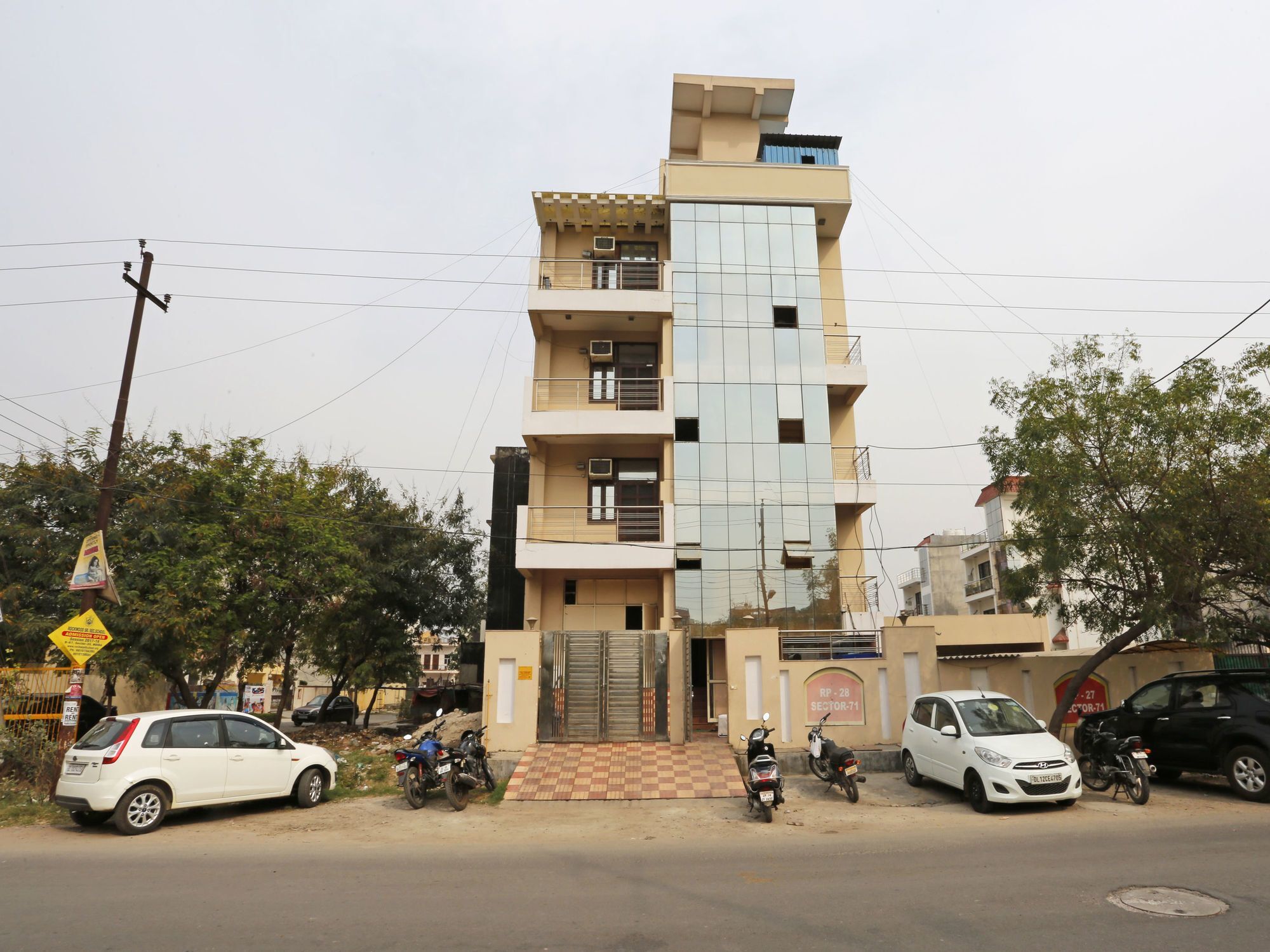 Hotel O Crosswinds Residency Indirapuram Exterior photo
