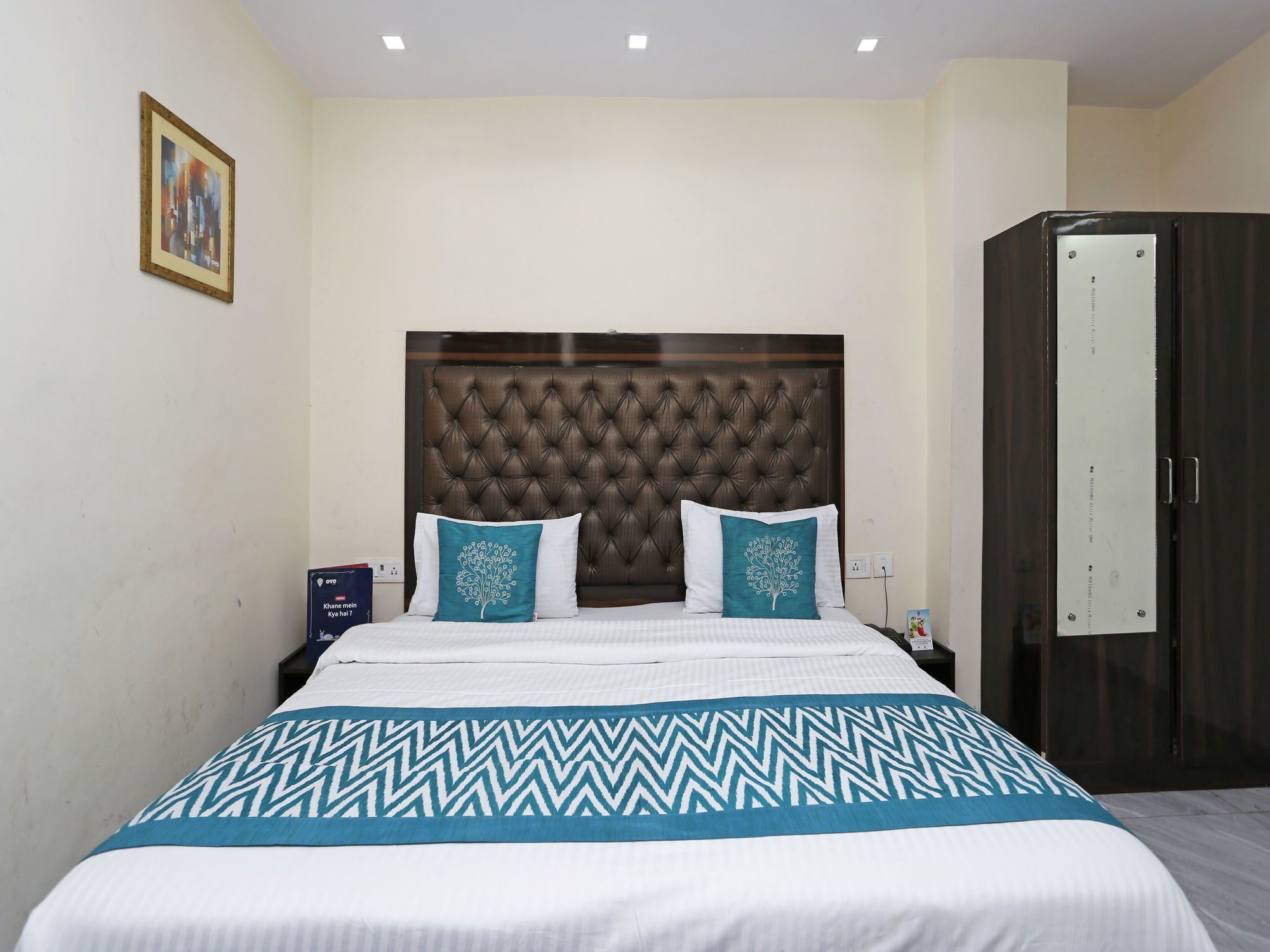 Hotel O Crosswinds Residency Indirapuram Exterior photo
